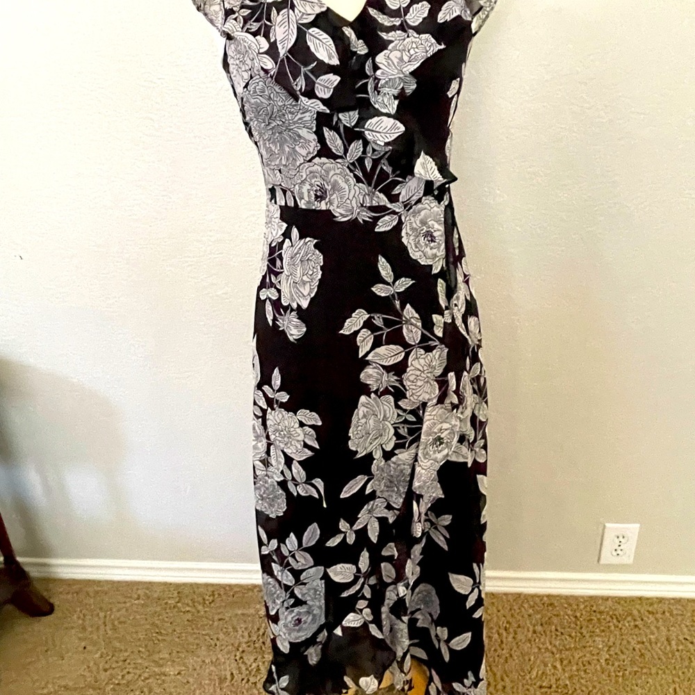 Black and white maxi dress 👗